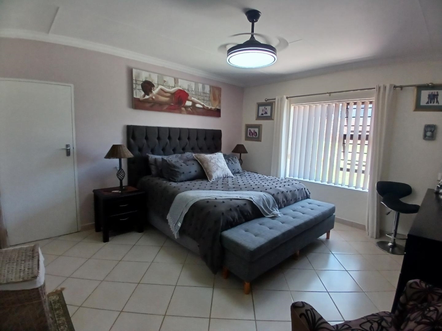 3 Bedroom Property for Sale in Dana Bay Western Cape